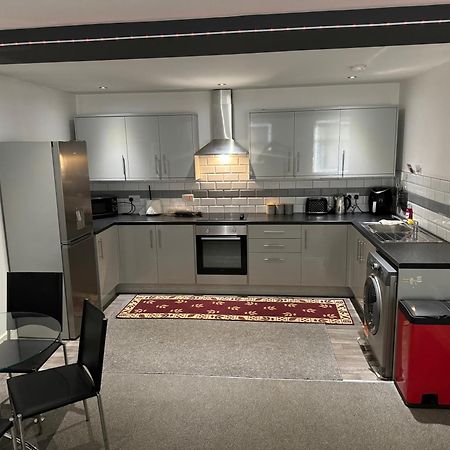 2 Bedroom Apartment In Doncaster City Centre Екстер'єр фото