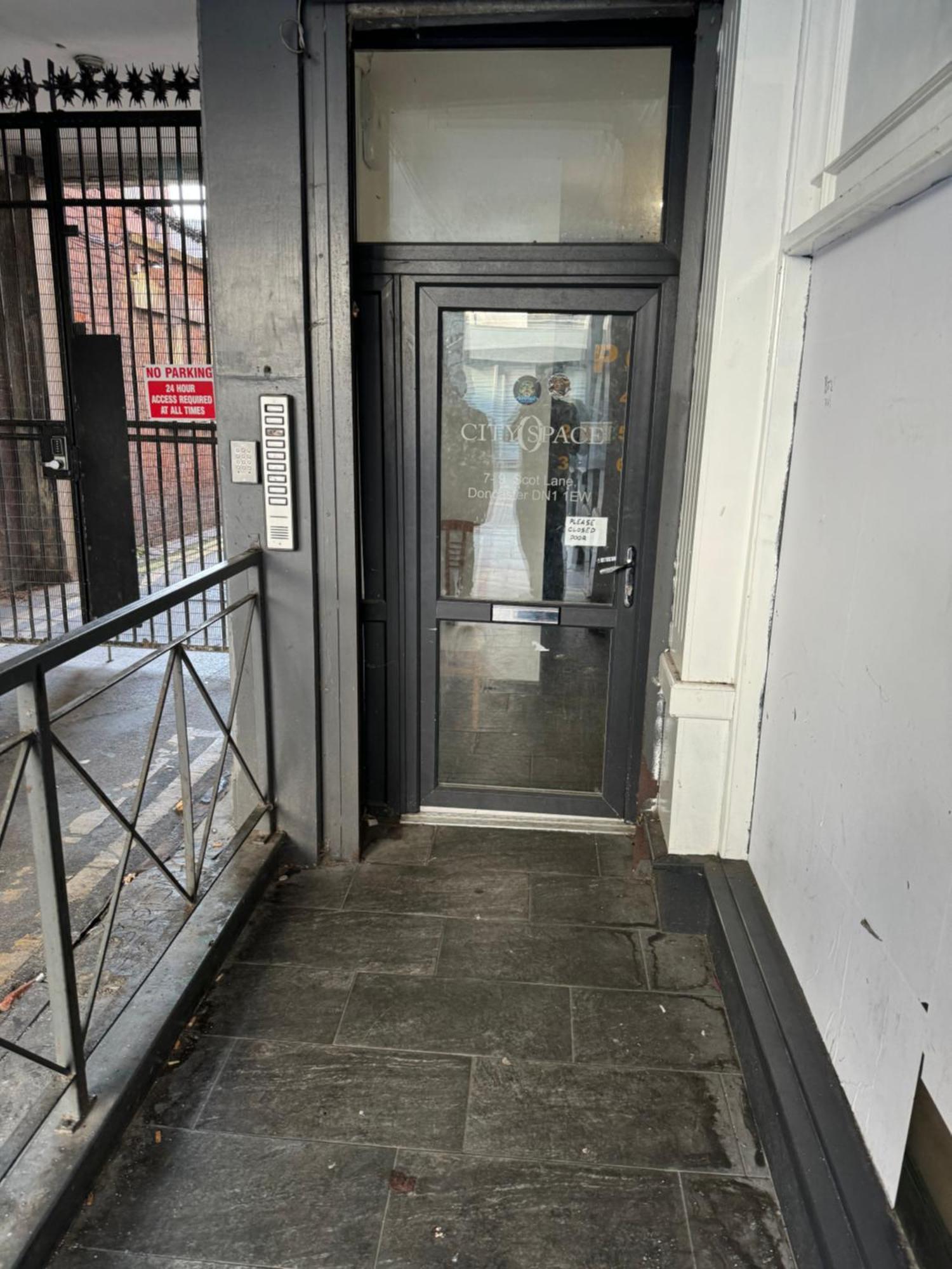 2 Bedroom Apartment In Doncaster City Centre Екстер'єр фото